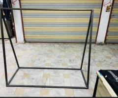 🧥✨ Like-New Garment Display Rack