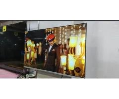 44 Inch TCL QLED Smart TV