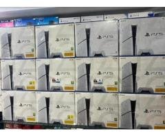 PS5 Slim 1TB UK Disc Edition