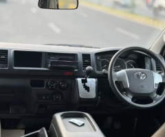 Toyota Hiace DX 2020/2025