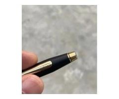 Matt Black Fountain Pen Gold-Plated M Nib