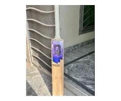 30,000 Cricket Hard Ball Bat