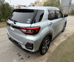 Toyota Raize Z 2020 – Top Variant