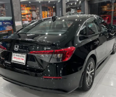 Honda Civic VTI Oriel 2025