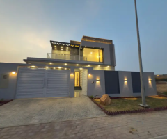 🏡 500 Sq Yd Luxury Villa for Sale