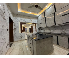 1 Kanal Spanish House Rent