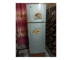 Dawlance Top-Mount Double-Door Refrigerator