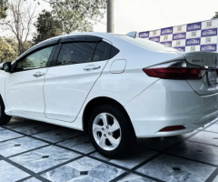 Honda Grace Hybrid EX 1.5L 2014 – Top Variant