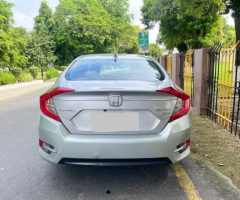 Honda Civic Oriel 1.8 i-VTEC CVT 2020