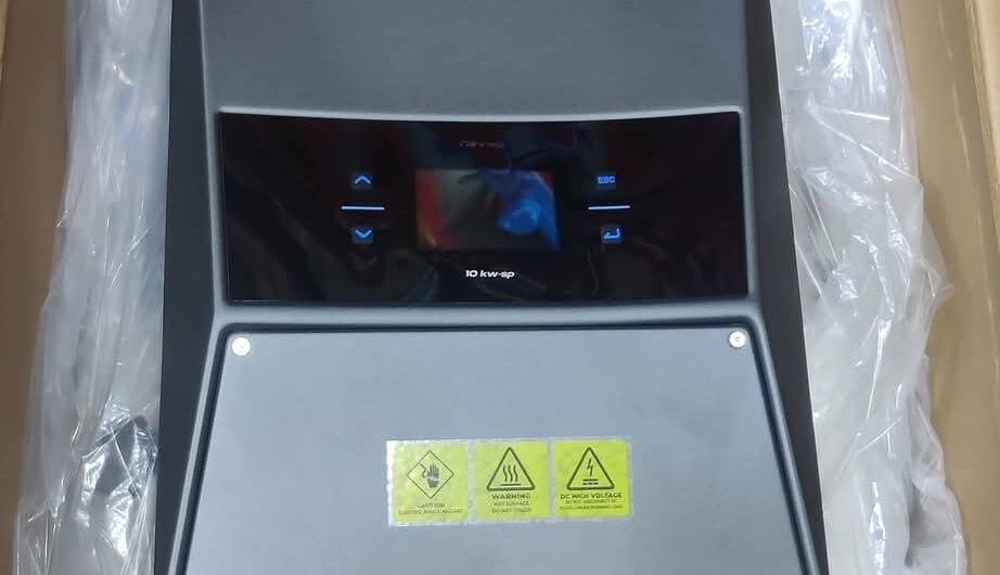 10Kw Hybrid Inverter Inverex Nitrox
