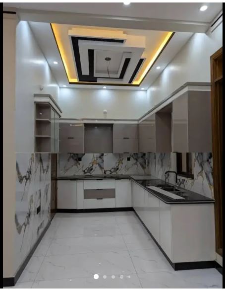 Independent 240 Sq. Yd. Ground + 1 House for Rent