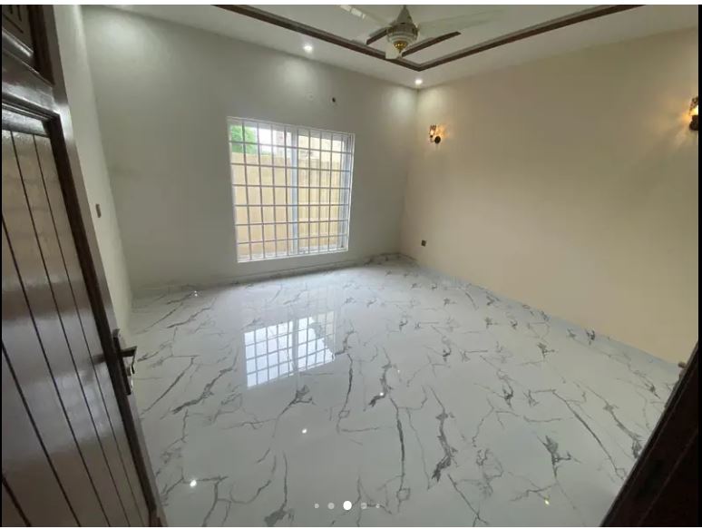 5 Marla Prime Location House for Rent